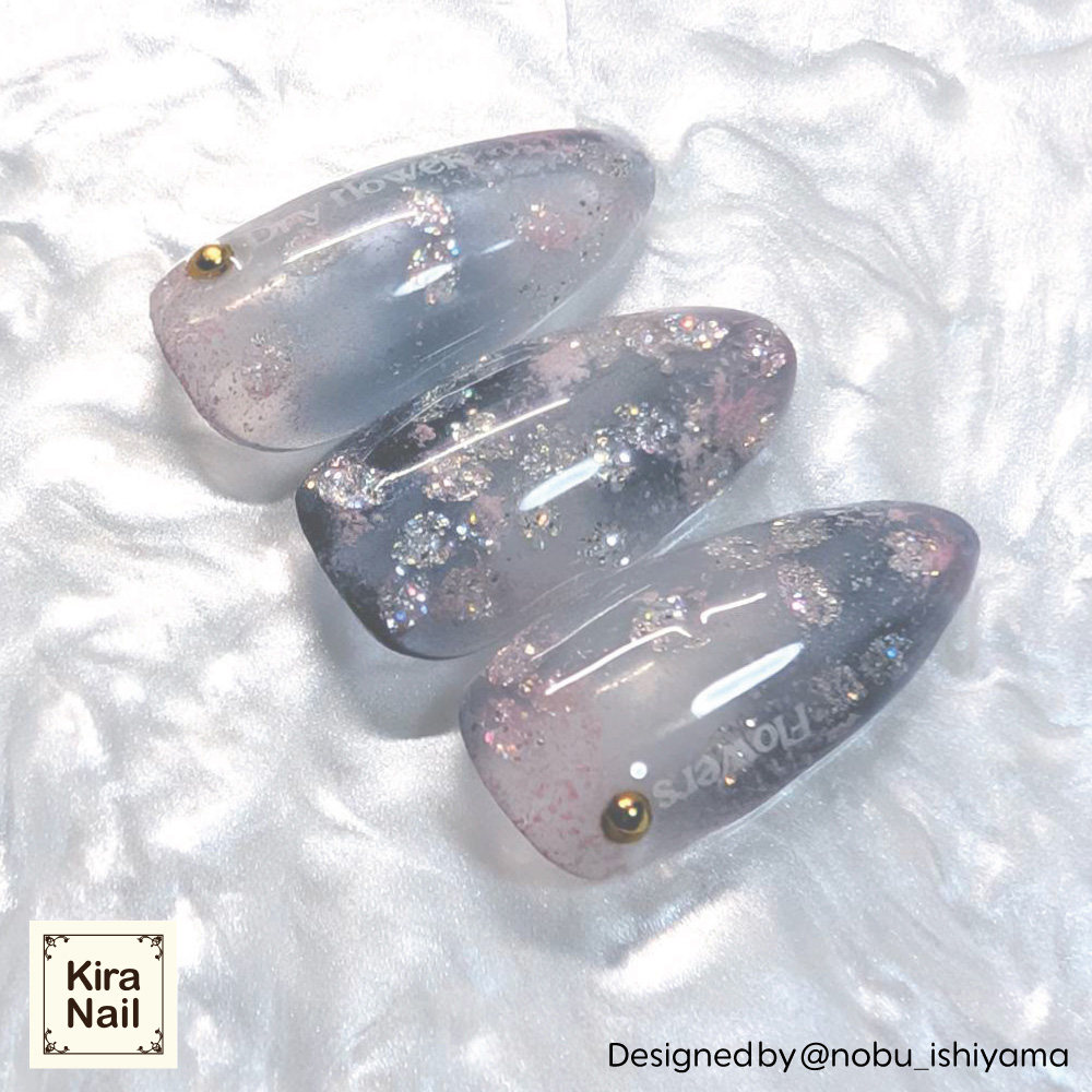 KiraNail HOLOGRAM 花びら ケース入 ラメホワイト HO-SAK-LWH