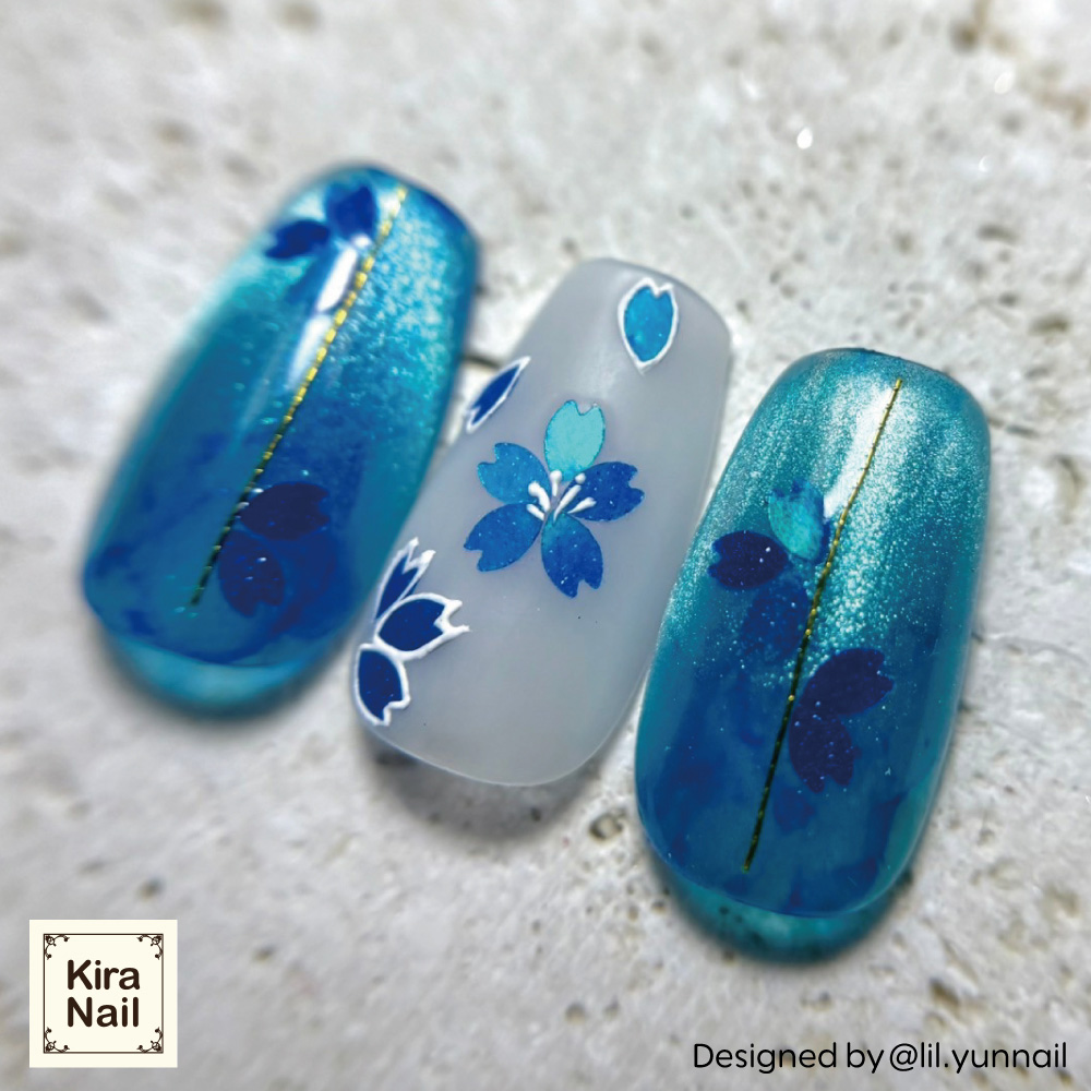 KiraNail HOLOGRAM 花びら ケース入 ラメブルー HO-SAK-LBL