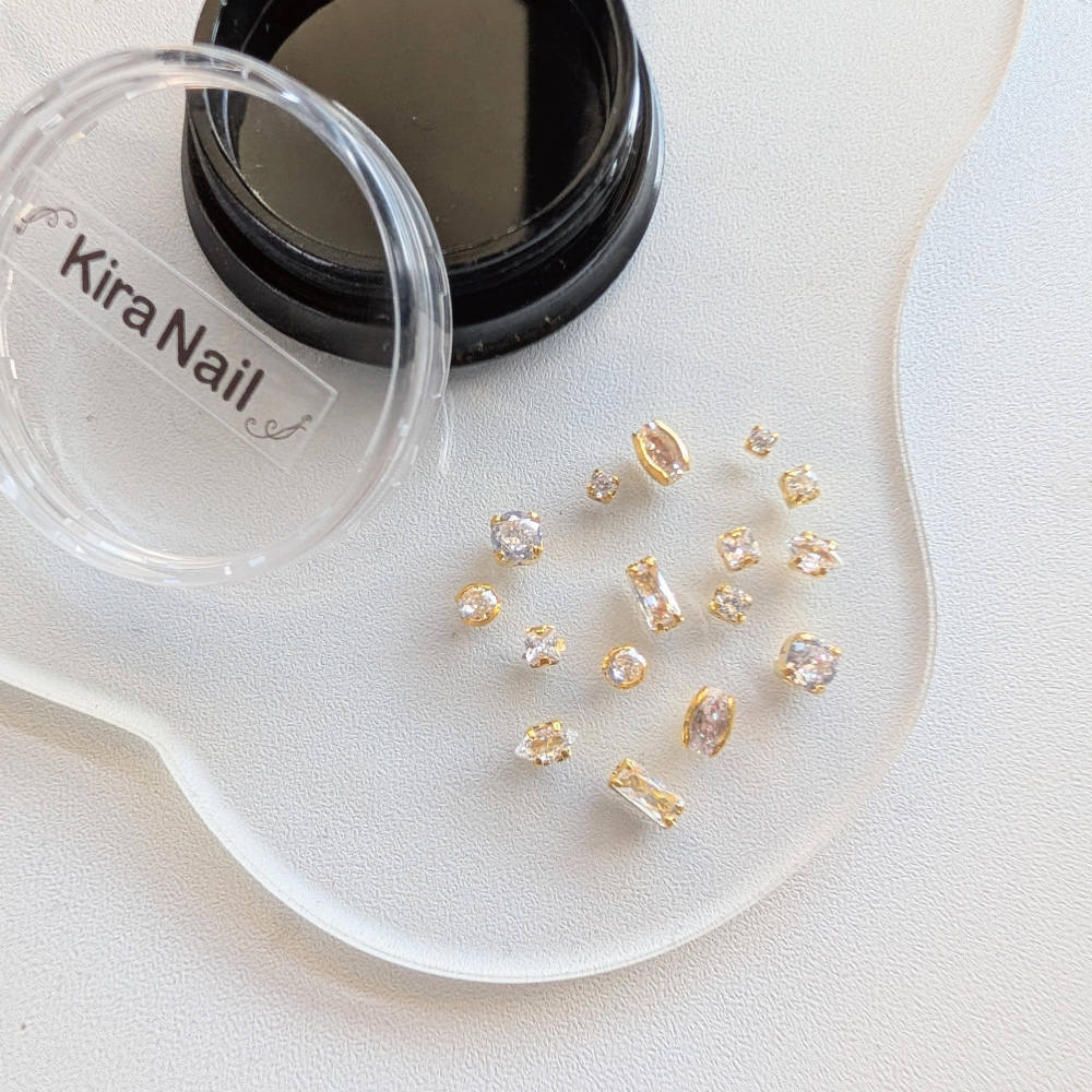 KiraNail ジルコニアパーツセットケース入り 8種類×2個 PA-ZIR-CAS