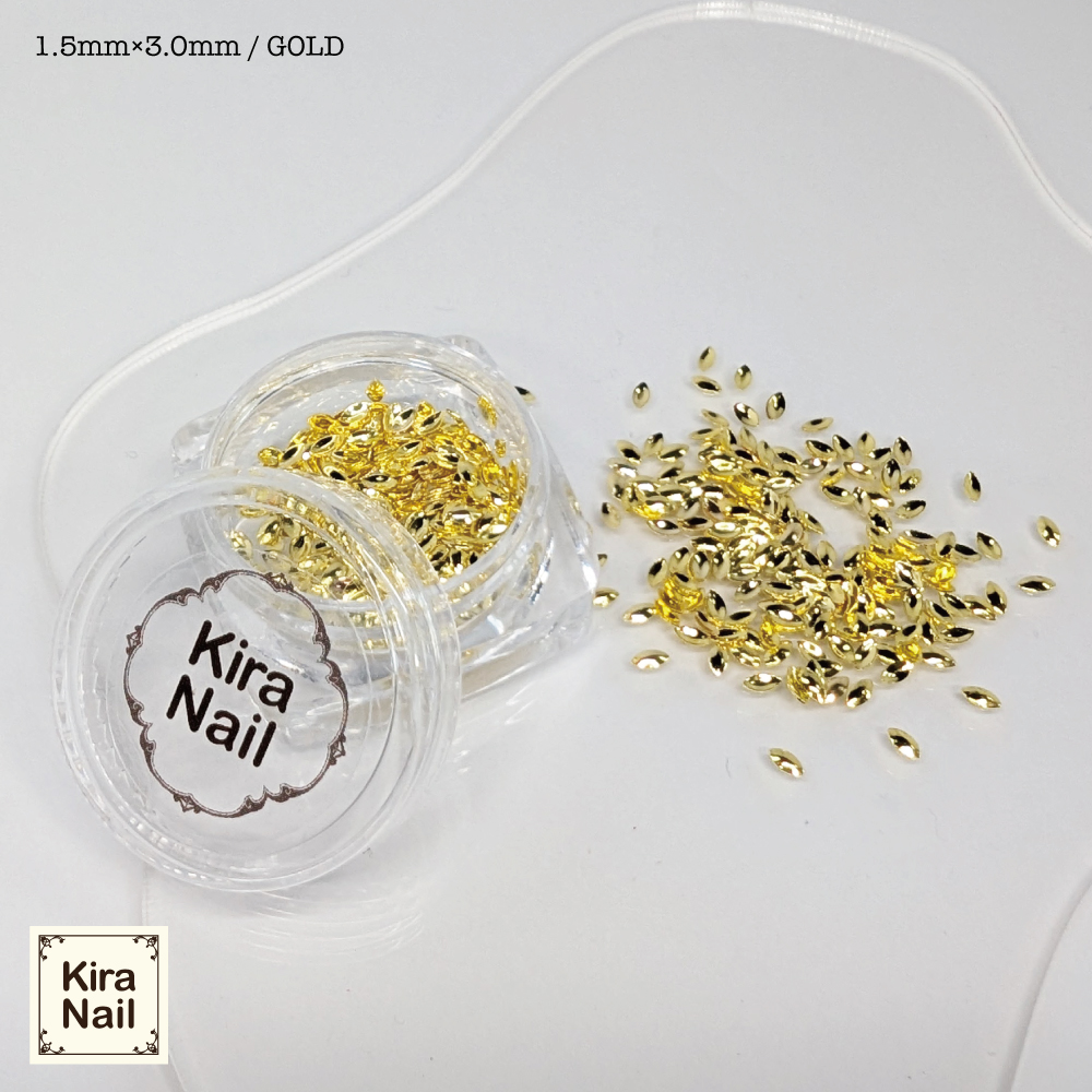 KiraNail リーフ型くりぬきスタッズ 3.0mm ゴールド 500P ST-5GO-L30