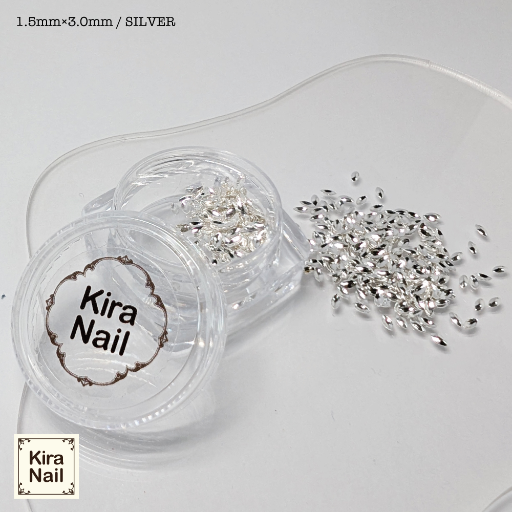 KiraNail リーフ型くりぬきスタッズ 3.0mm シルバー 500P ST-5SH-L30