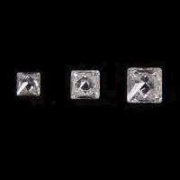 Boutique Korea miniピョンクリスタル 50個 正射角2×2mm Mini-07