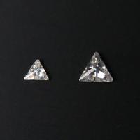 Boutique Korea miniピョンクリスタル 50個 三角 2×2mm Mini-15