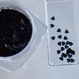 Bonnail ハートホロ 2mm ブラック 1.5g