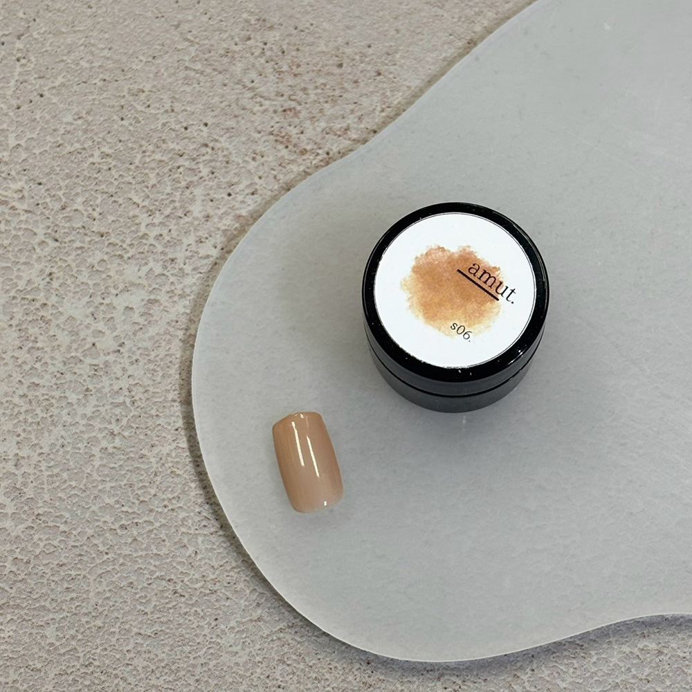 amut. カラージェル 4g s06