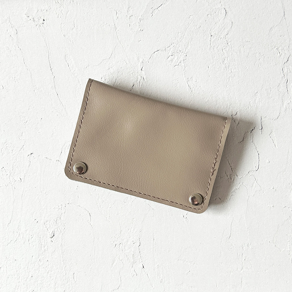 Stitch スティッチ PUレザーコンパクトビットケース トープ STBC03