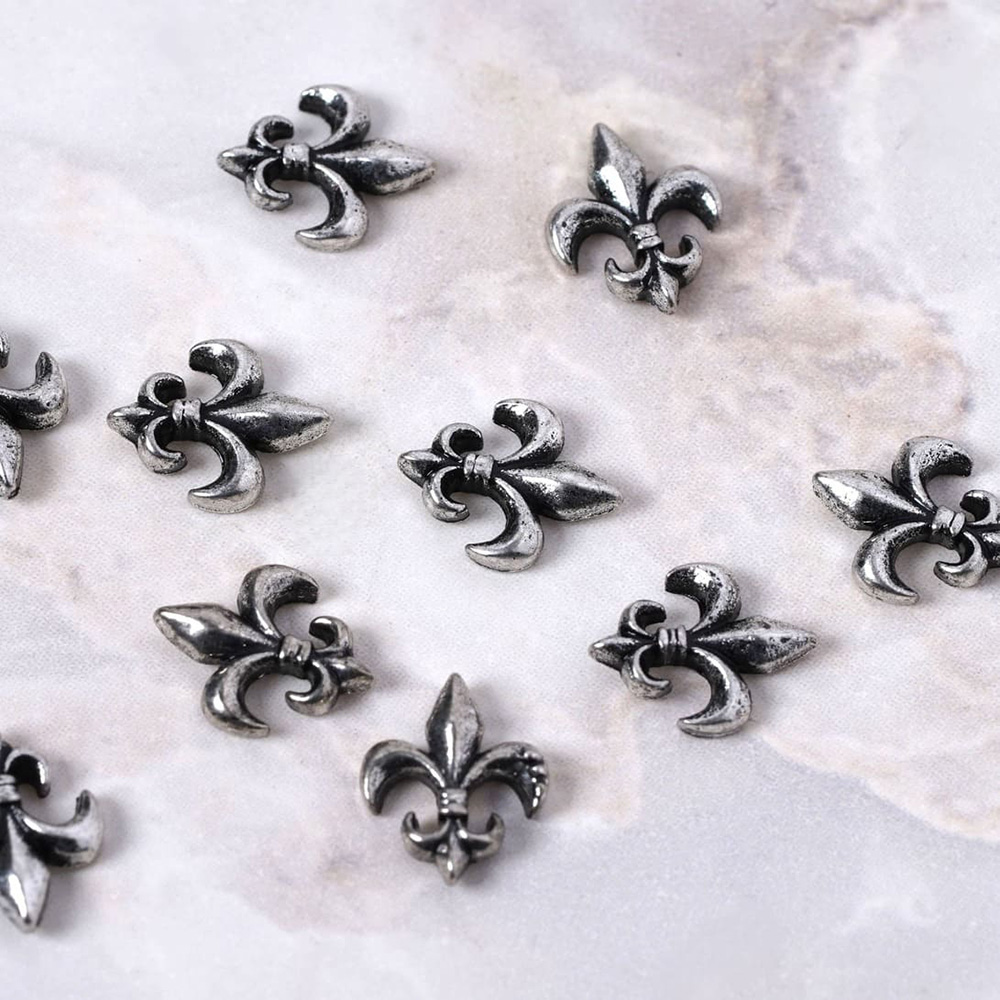 D.nail デコパーツ DBS-03 アンティーククロス  8.6×6.8mm 10P #8681