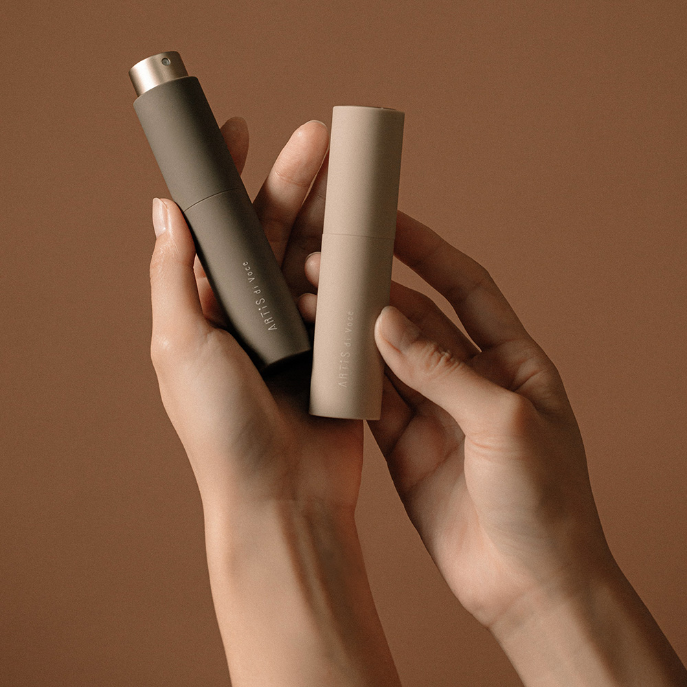 ARTIS di Voce パフュームファブリックスプレー 10g サンタラム