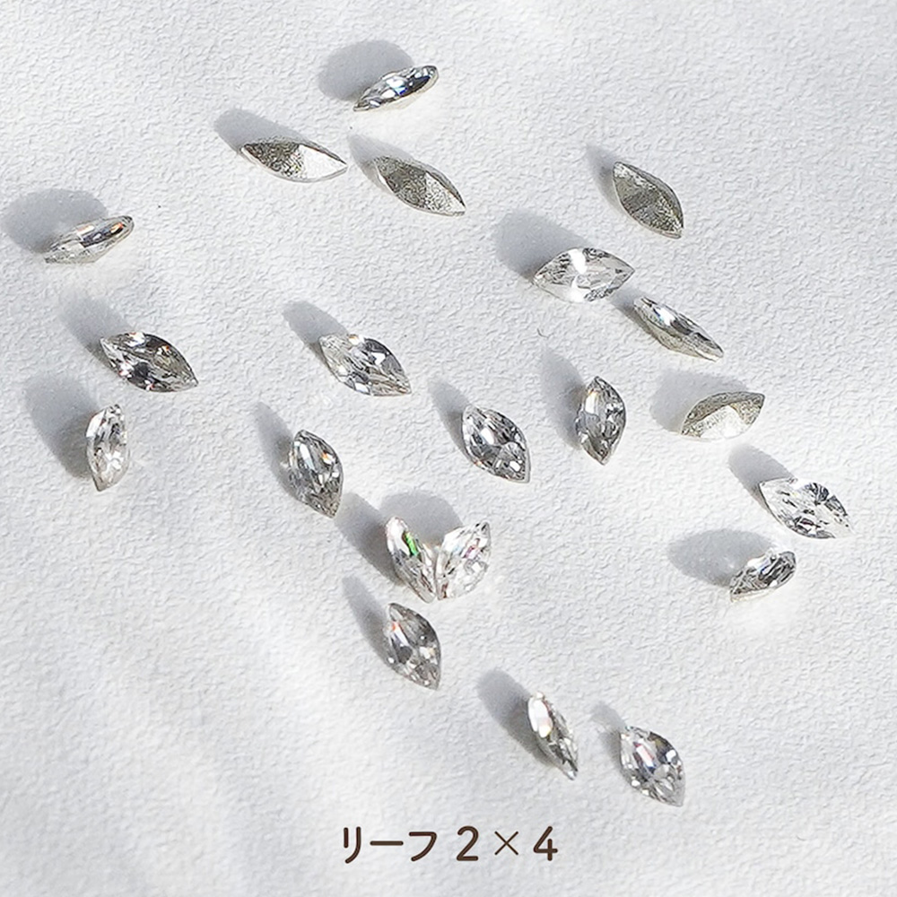 ‘ohana×DWME ホワイトクリスタル リーフ 2×4mm 100P #38360
