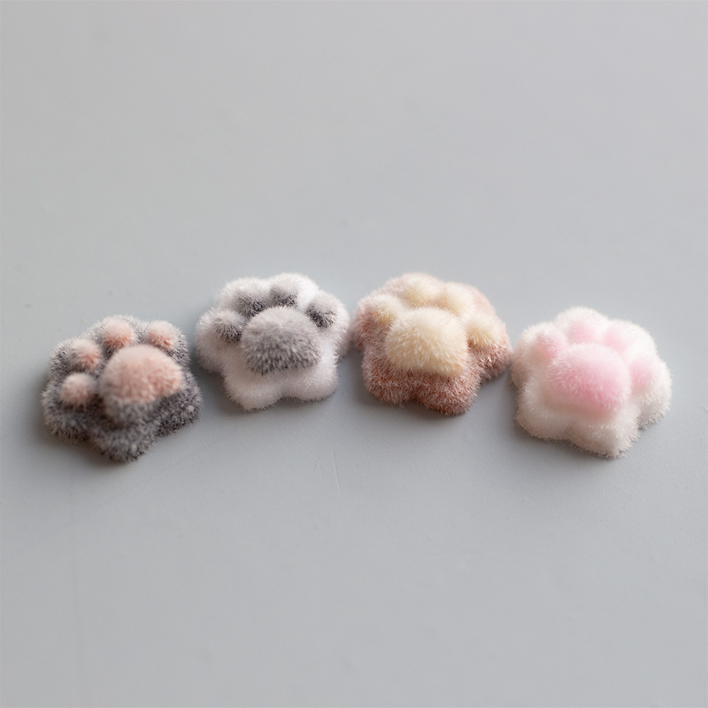 マティエール ふわもこ肉球 1.0×1.0mm グレー 4P 4057