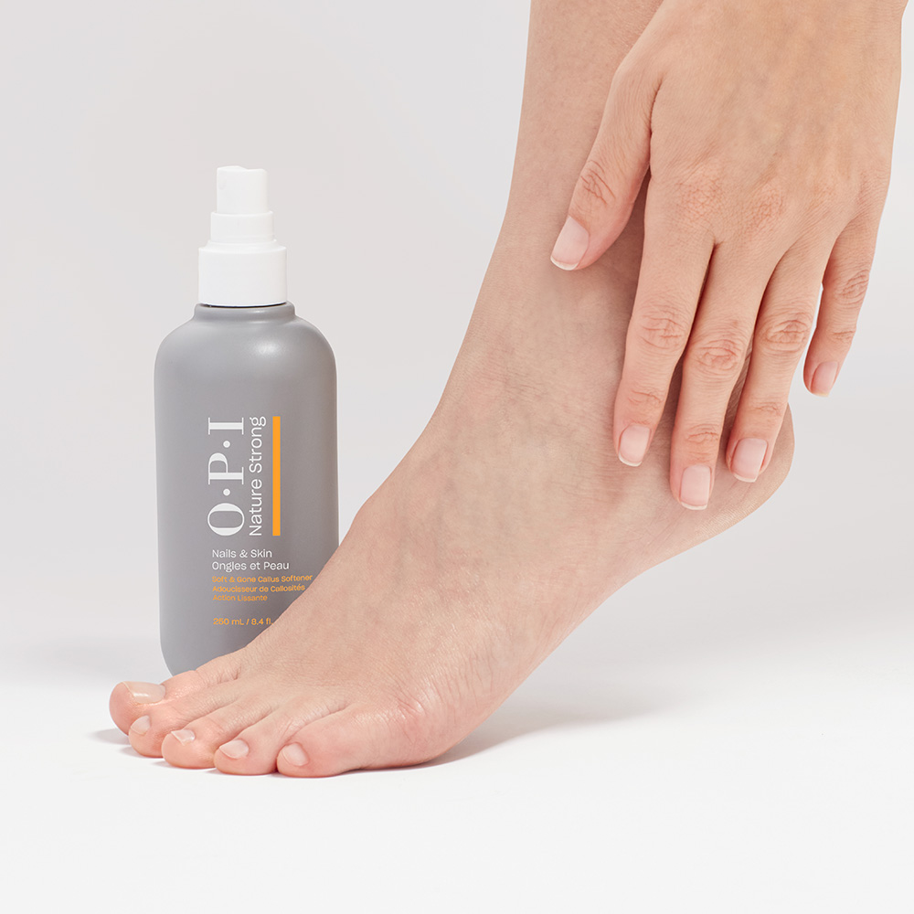 OPI NS ソフト&ゴーン カルス ソフナー 250ml NSSC009